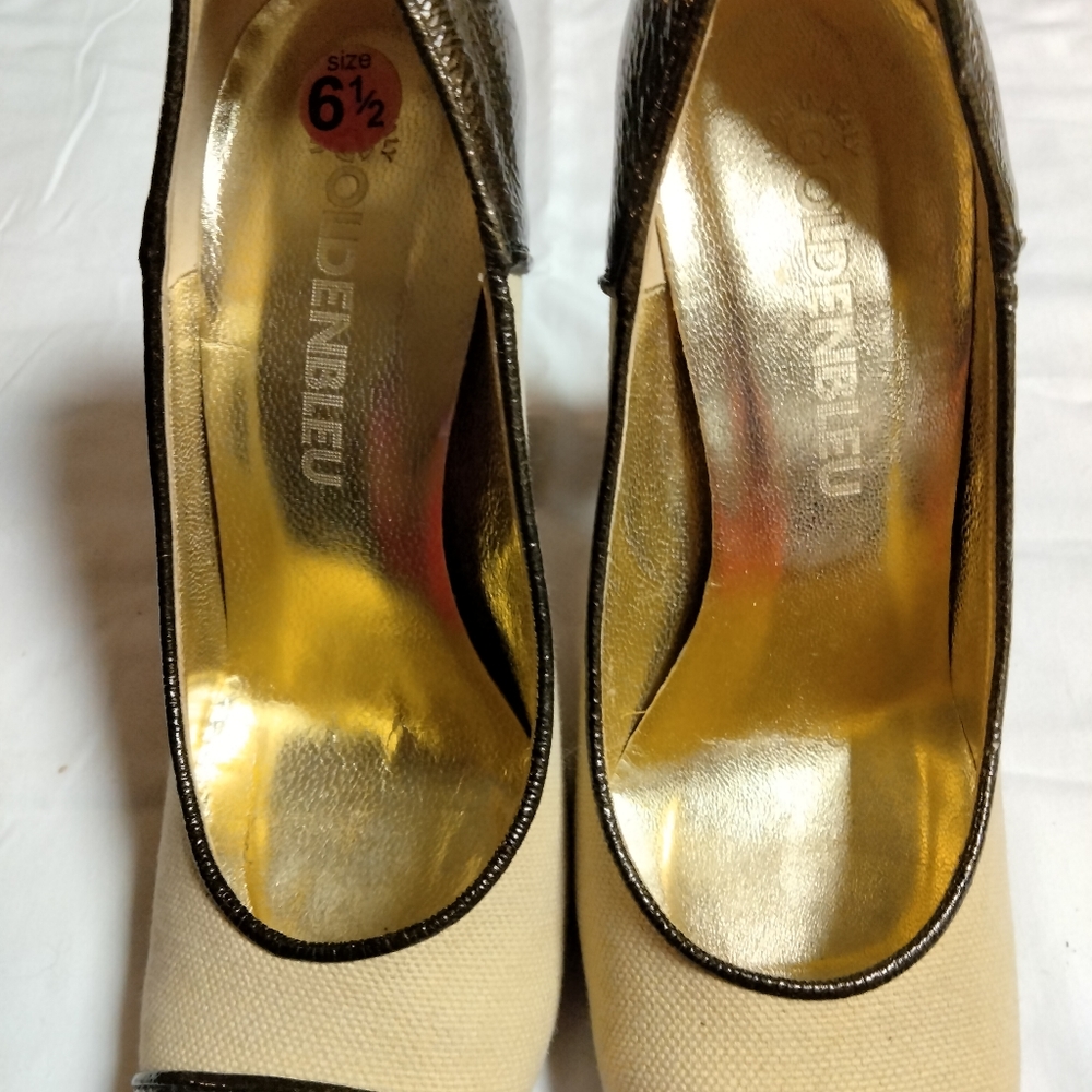 Goldenbleu ladies pumps 6.5 heels 4.25 you can dress up or down you choose.